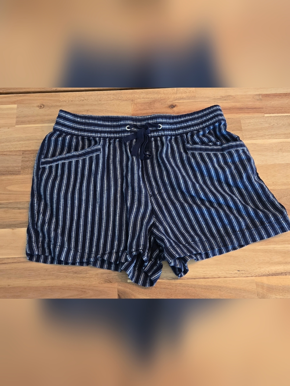 GAP NWOT draw string Striped Shorts Women's M